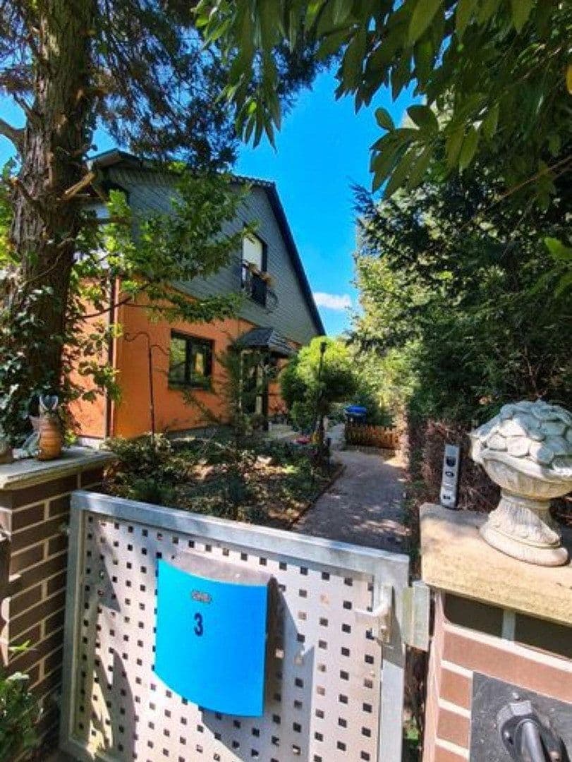 Prodej domu 230 m², pozemek 572 m², Am Mühlbach 3, Reinheim, Hessen Prodej domu 230 m², pozemek 572 m², Am Mühlbach 3, Reinheim, Hessen