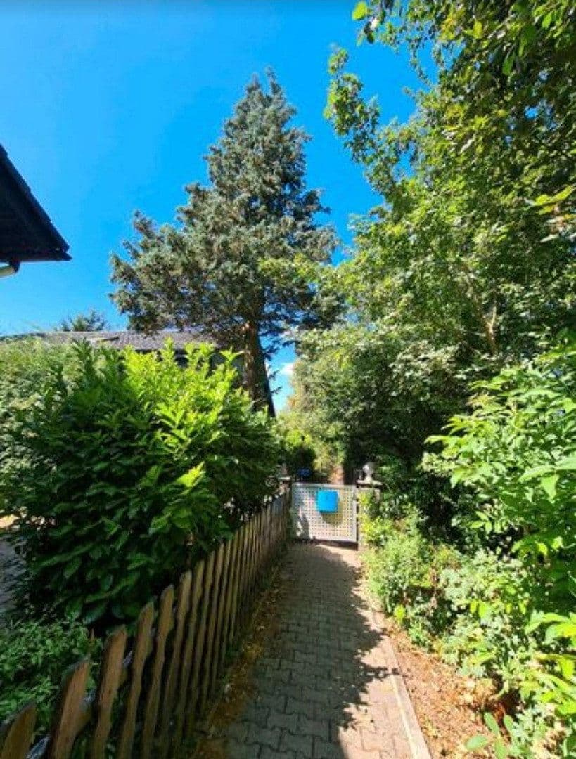 Prodej domu 230 m², pozemek 572 m², Am Mühlbach 3, Reinheim, Hessen Prodej domu 230 m², pozemek 572 m², Am Mühlbach 3, Reinheim, Hessen