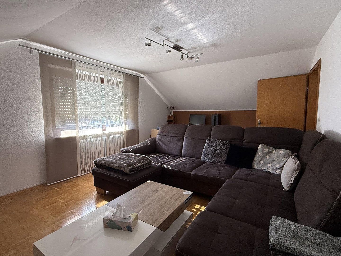 Pronájem bytu 2+1 60 m², Lohr am Main, Bavorsko Pronájem bytu 2+1 60 m², Lohr am Main, Bavorsko