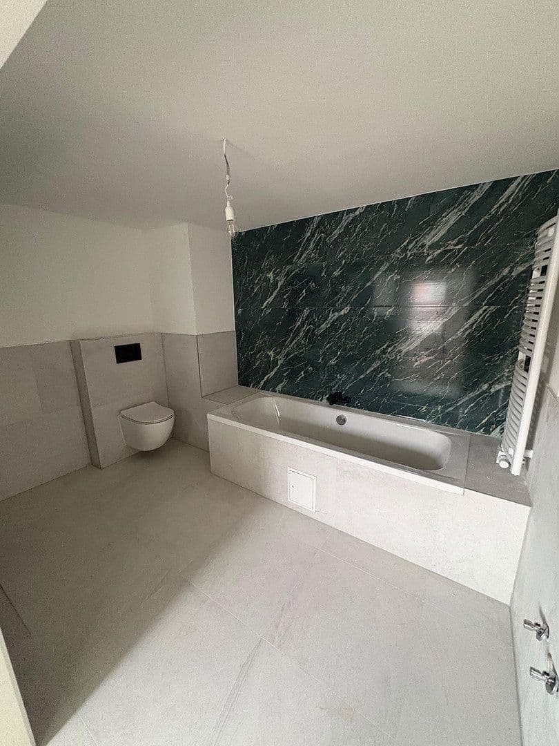 Prodej domu 130 m², pozemek 900 m², Zeiskammerstr 27, Bellheim, Porýní-Falc Prodej domu 130 m², pozemek 900 m², Zeiskammerstr 27, Bellheim, Porýní-Falc