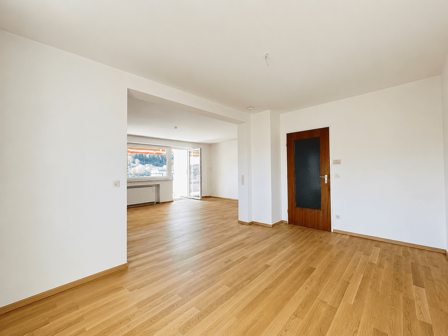Pronájem bytu 4+1 101 m², Tannenweg 8, Tuttlingen, Bádensko-Württembersko Pronájem bytu 4+1 101 m², Tannenweg 8, Tuttlingen, Bádensko-Württembersko