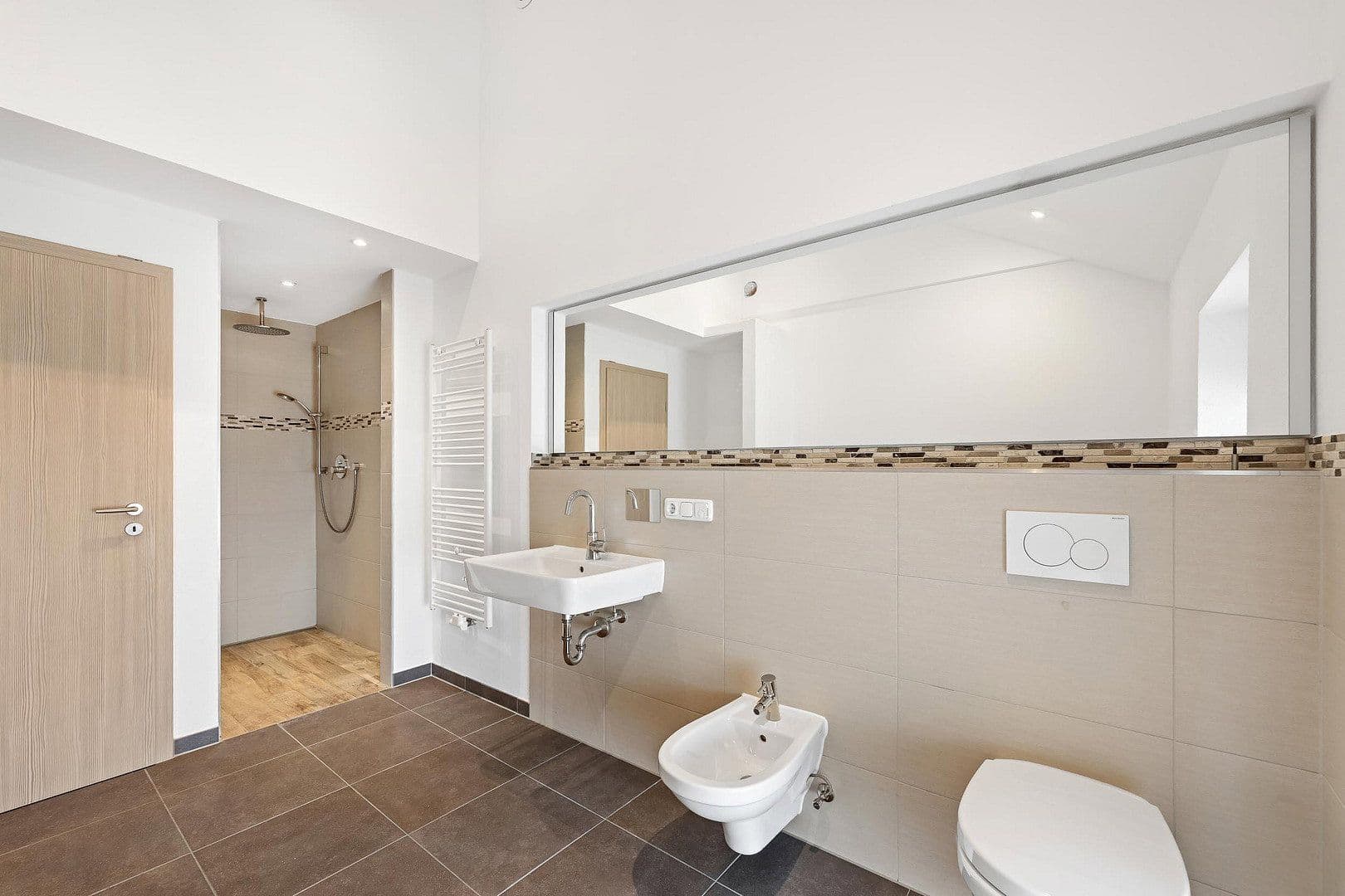 Prodej bytu 3+1 93 m², Ludwigstraße 25, Prutdorf, Bavorsko Prodej bytu 3+1 93 m², Ludwigstraße 25, Prutdorf, Bavorsko