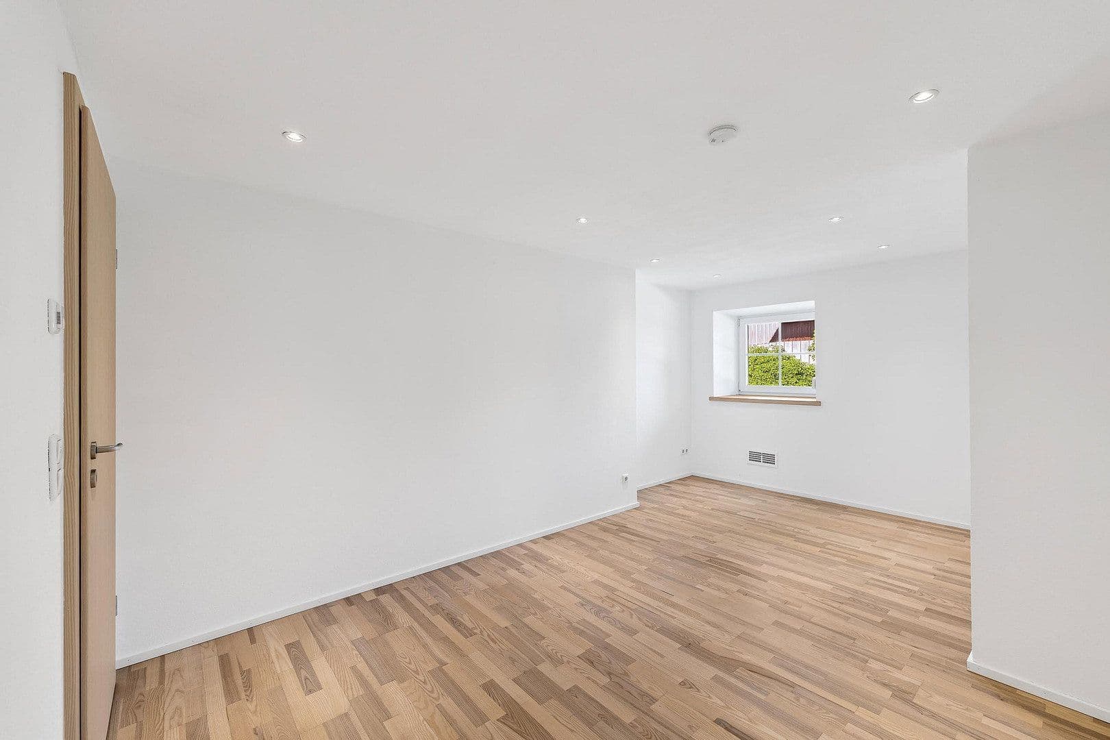 Prodej bytu 3+1 93 m², Ludwigstraße 25, Prutdorf, Bavorsko Prodej bytu 3+1 93 m², Ludwigstraße 25, Prutdorf, Bavorsko