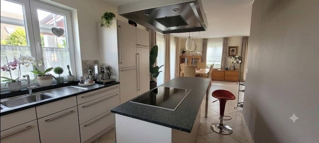 Prodej domu 140 m², pozemek 554 m², Thomas-Mann-Straße 40, Gaimersheim, Bavorsko Prodej domu 140 m², pozemek 554 m², Thomas-Mann-Straße 40, Gaimersheim, Bavorsko