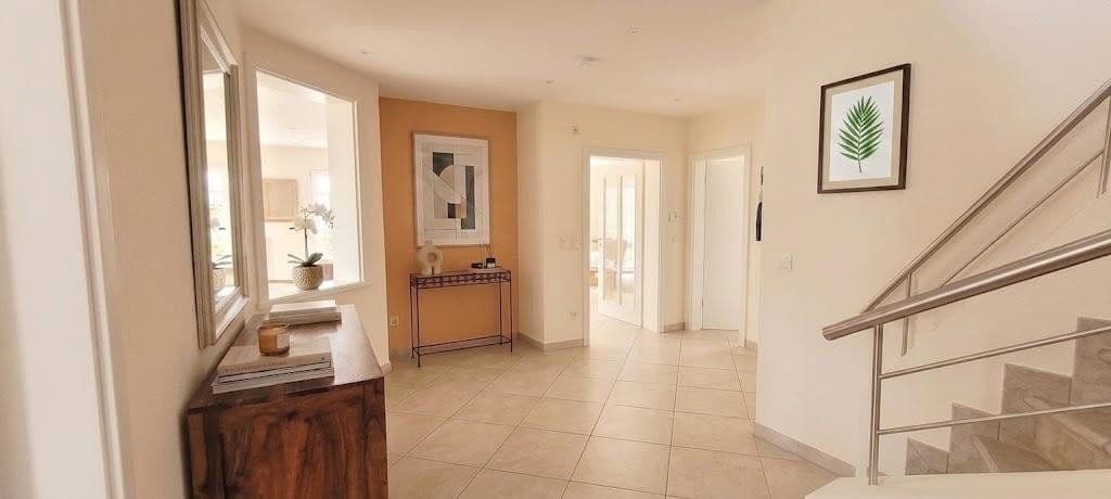 Prodej domu 140 m², pozemek 554 m², Thomas-Mann-Straße 40, Gaimersheim, Bavorsko Prodej domu 140 m², pozemek 554 m², Thomas-Mann-Straße 40, Gaimersheim, Bavorsko
