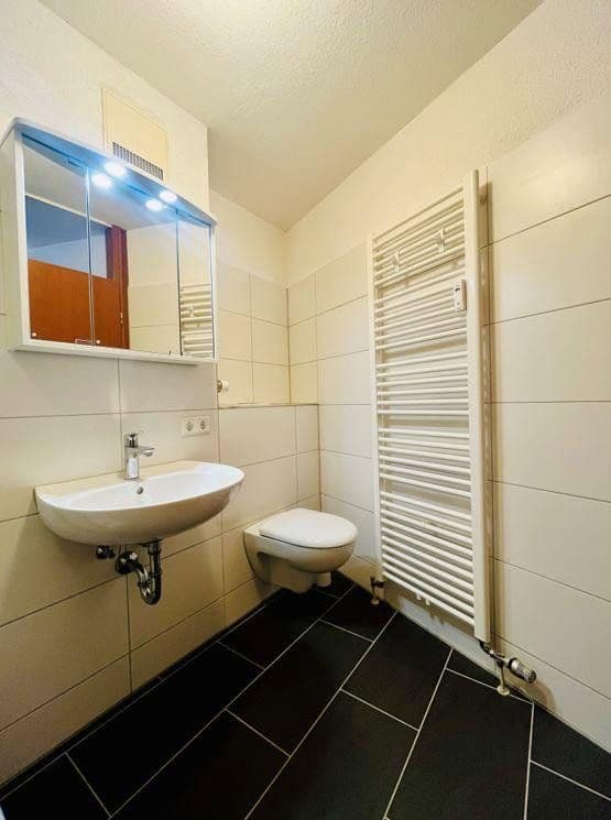 Pronájem bytu 1+1 30 m², Zähringerstraße 47, Karlsruhe, Bádensko-Württembersko Pronájem bytu 1+1 30 m², Zähringerstraße 47, Karlsruhe, Bádensko-Württembersko
