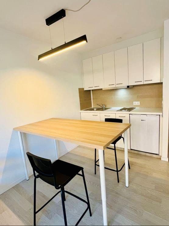 Pronájem bytu 1+1 30 m², Zähringerstraße 47, Karlsruhe, Bádensko-Württembersko Pronájem bytu 1+1 30 m², Zähringerstraße 47, Karlsruhe, Bádensko-Württembersko