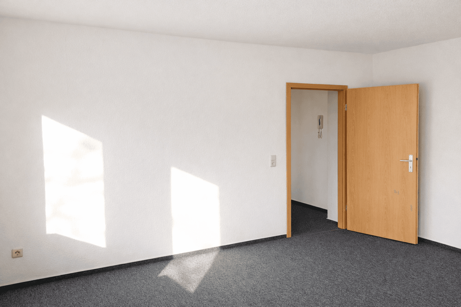 Prodej bytu 1+1 32 m², Zeitzerstraße 103, Weißenfels, Sasko-Anhaltsko Prodej bytu 1+1 32 m², Zeitzerstraße 103, Weißenfels, Sasko-Anhaltsko