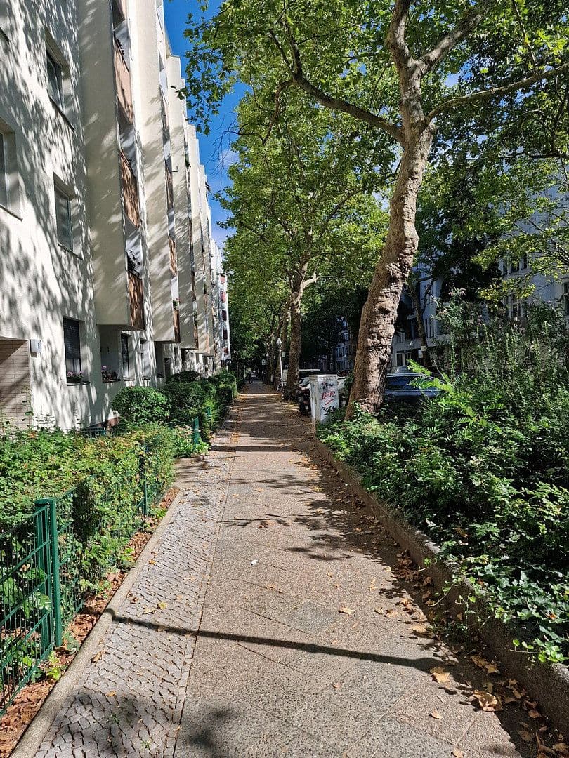 Prodej bytu 2+1 48 m², Albrecht-Achilles-Straße, 6, Berlin, Berlín Prodej bytu 2+1 48 m², Albrecht-Achilles-Straße, 6, Berlin, Berlín