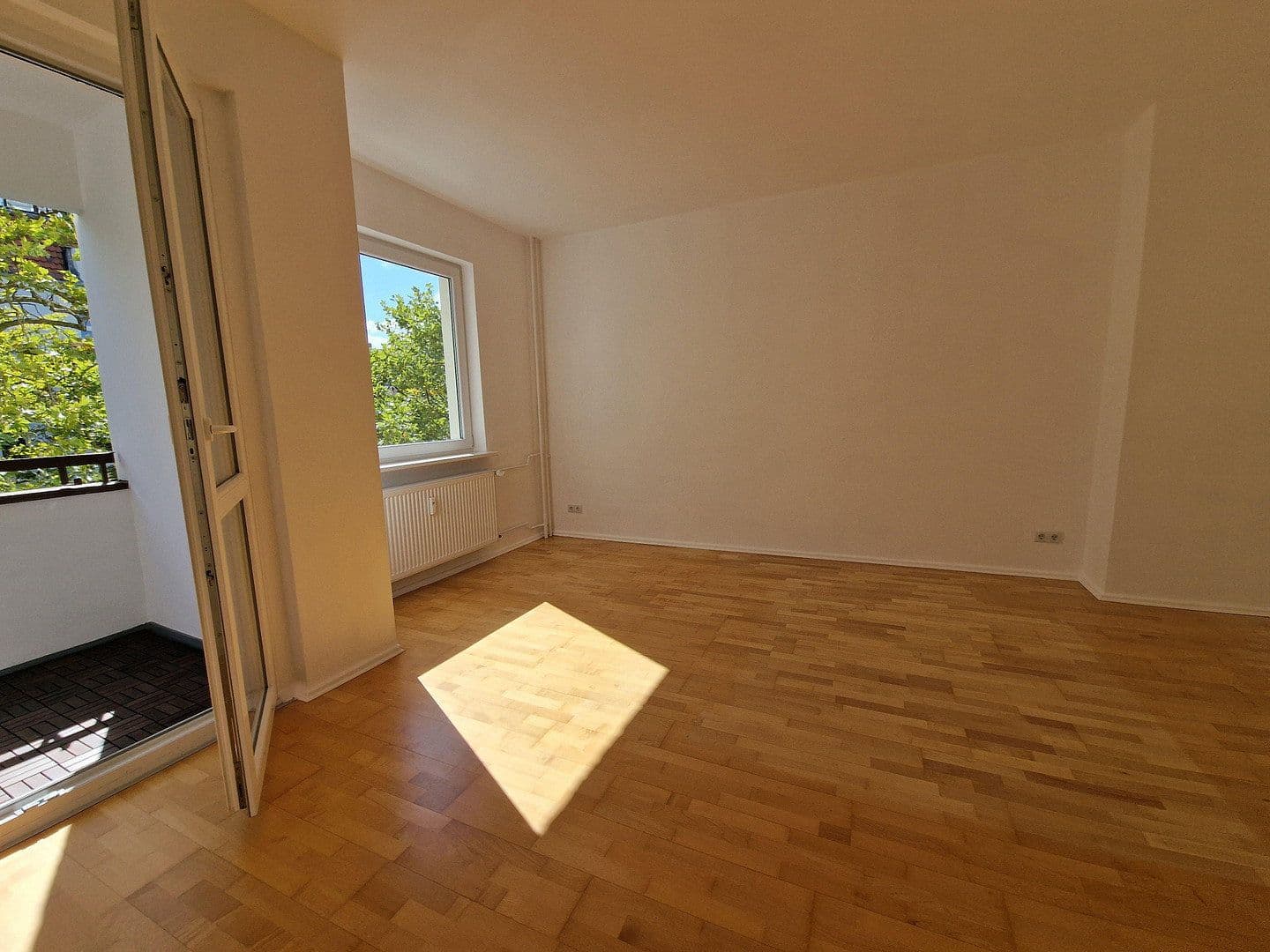 Prodej bytu 2+1 48 m², Albrecht-Achilles-Straße, 6, Berlin, Berlín Prodej bytu 2+1 48 m², Albrecht-Achilles-Straße, 6, Berlin, Berlín