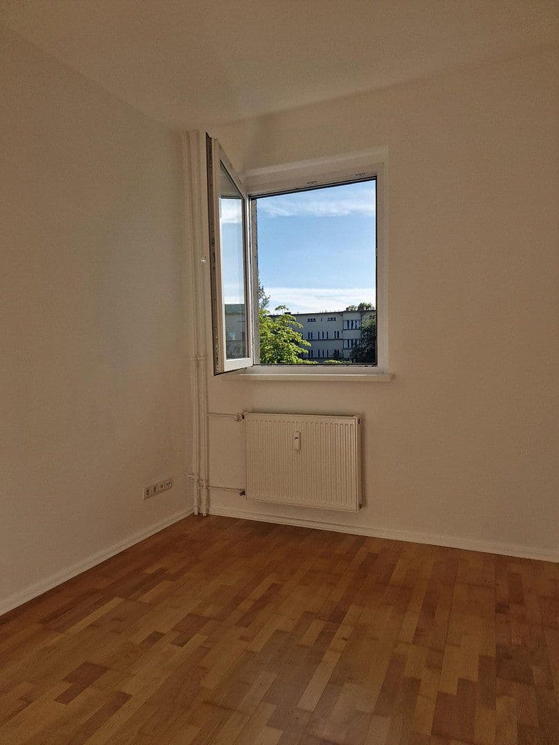 Prodej bytu 2+1 48 m², Albrecht-Achilles-Straße, 6, Berlin, Berlín Prodej bytu 2+1 48 m², Albrecht-Achilles-Straße, 6, Berlin, Berlín