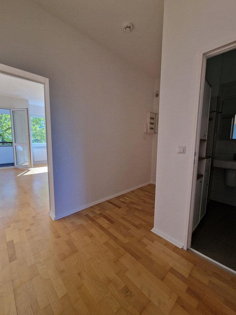 Prodej bytu 2+1 48 m², Albrecht-Achilles-Straße, 6, Berlin, Berlín Prodej bytu 2+1 48 m², Albrecht-Achilles-Straße, 6, Berlin, Berlín