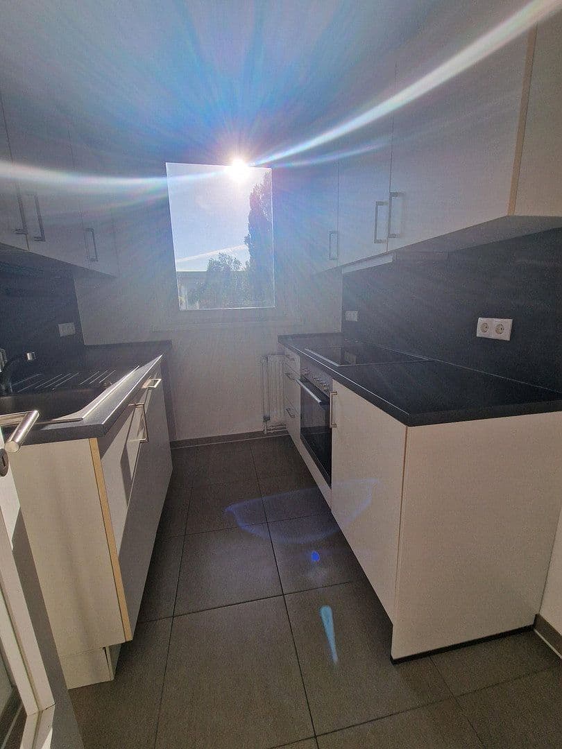 Prodej bytu 2+1 48 m², Albrecht-Achilles-Straße, 6, Berlin, Berlín Prodej bytu 2+1 48 m², Albrecht-Achilles-Straße, 6, Berlin, Berlín
