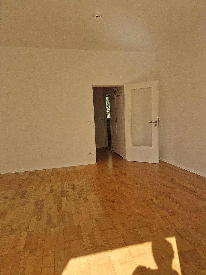 Prodej bytu 2+1 48 m², Albrecht-Achilles-Straße, 6, Berlin, Berlín Prodej bytu 2+1 48 m², Albrecht-Achilles-Straße, 6, Berlin, Berlín