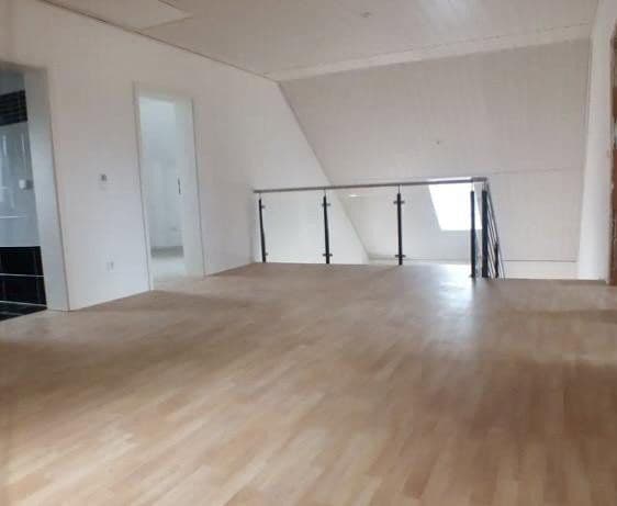 Pronájem domu 177 m², pozemek 511 m², Meinersen, Dolní Sasko Pronájem domu 177 m², pozemek 511 m², Meinersen, Dolní Sasko