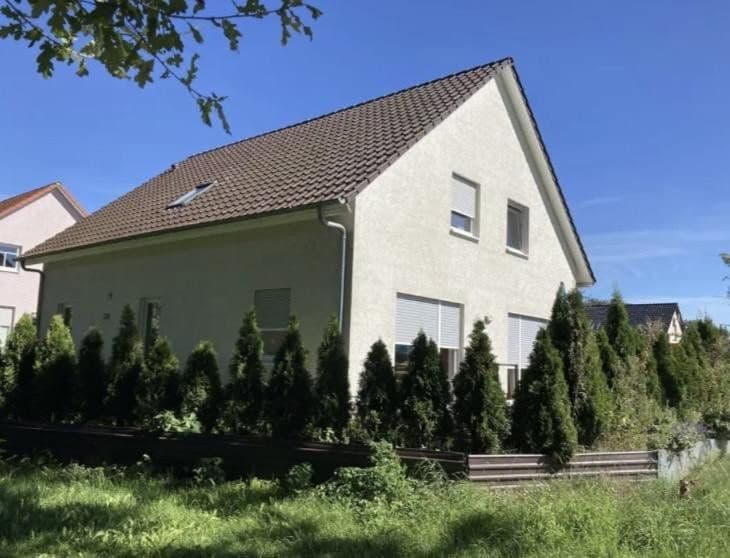 Pronájem domu 177 m², pozemek 511 m², Meinersen, Dolní Sasko Pronájem domu 177 m², pozemek 511 m², Meinersen, Dolní Sasko