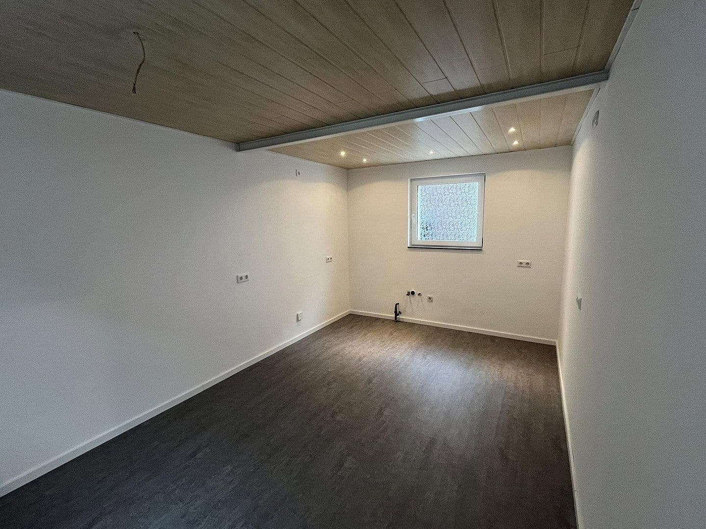 Pronájem domu 115 m², pozemek 250 m², Harthausen, Porýní-Falc Pronájem domu 115 m², pozemek 250 m², Harthausen, Porýní-Falc