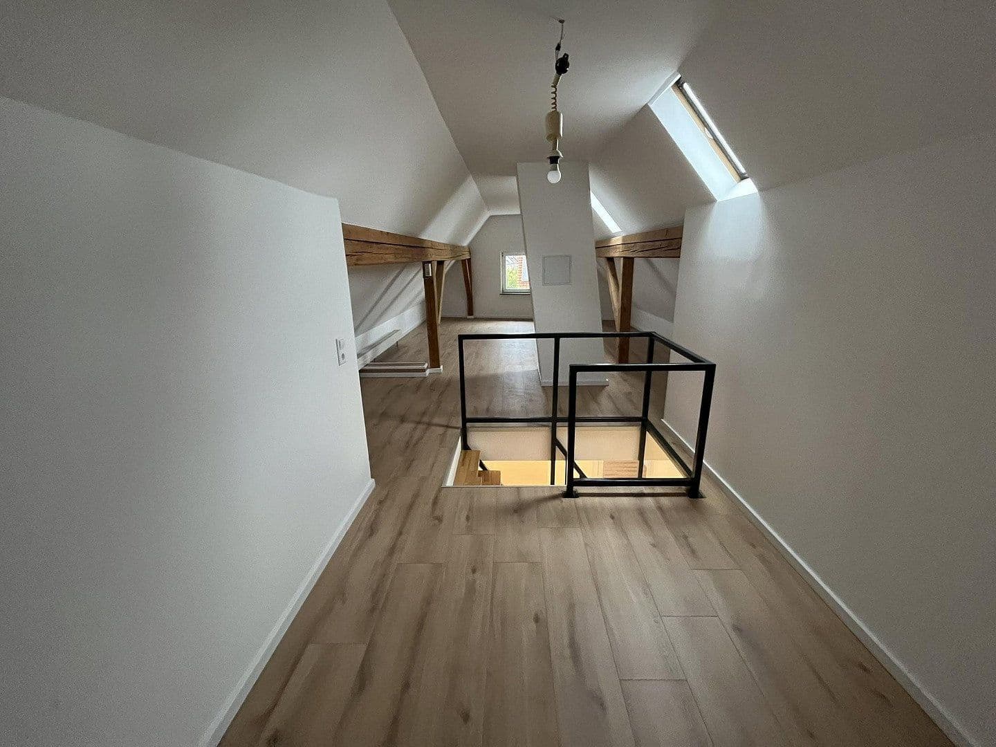 Pronájem domu 115 m², pozemek 250 m², Harthausen, Porýní-Falc Pronájem domu 115 m², pozemek 250 m², Harthausen, Porýní-Falc