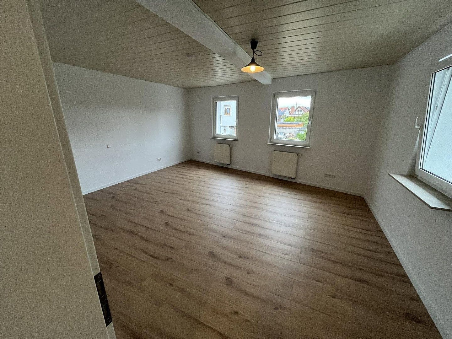 Pronájem domu 115 m², pozemek 250 m², Harthausen, Porýní-Falc Pronájem domu 115 m², pozemek 250 m², Harthausen, Porýní-Falc