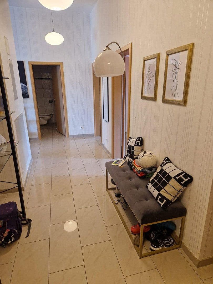 Pronájem bytu 4+1 115 m², Römerweg 31, Schömberg, Bádensko-Württembersko Pronájem bytu 4+1 115 m², Römerweg 31, Schömberg, Bádensko-Württembersko