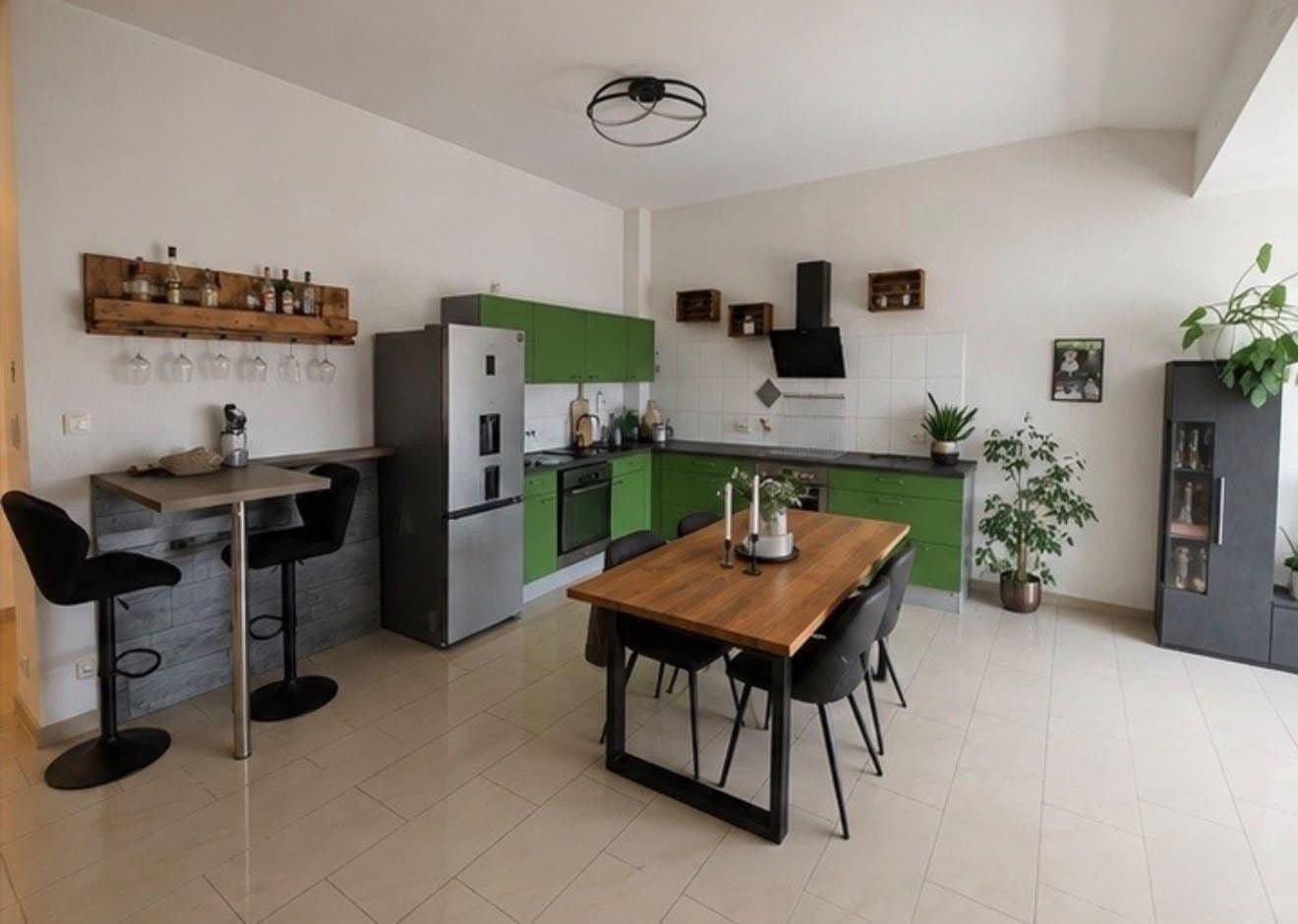 Pronájem bytu 4+1 115 m², Römerweg 31, Schömberg, Bádensko-Württembersko Pronájem bytu 4+1 115 m², Römerweg 31, Schömberg, Bádensko-Württembersko