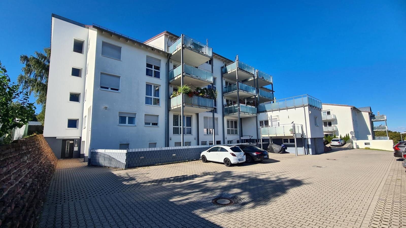 Pronájem bytu 4+1 115 m², Römerweg 31, Schömberg, Bádensko-Württembersko Pronájem bytu 4+1 115 m², Römerweg 31, Schömberg, Bádensko-Württembersko