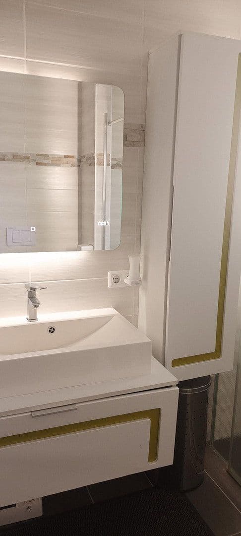 Prodej bytu 4+1 118 m², Luchsweg 5, Bad Liebenzell, Bádensko-Württembersko Prodej bytu 4+1 118 m², Luchsweg 5, Bad Liebenzell, Bádensko-Württembersko