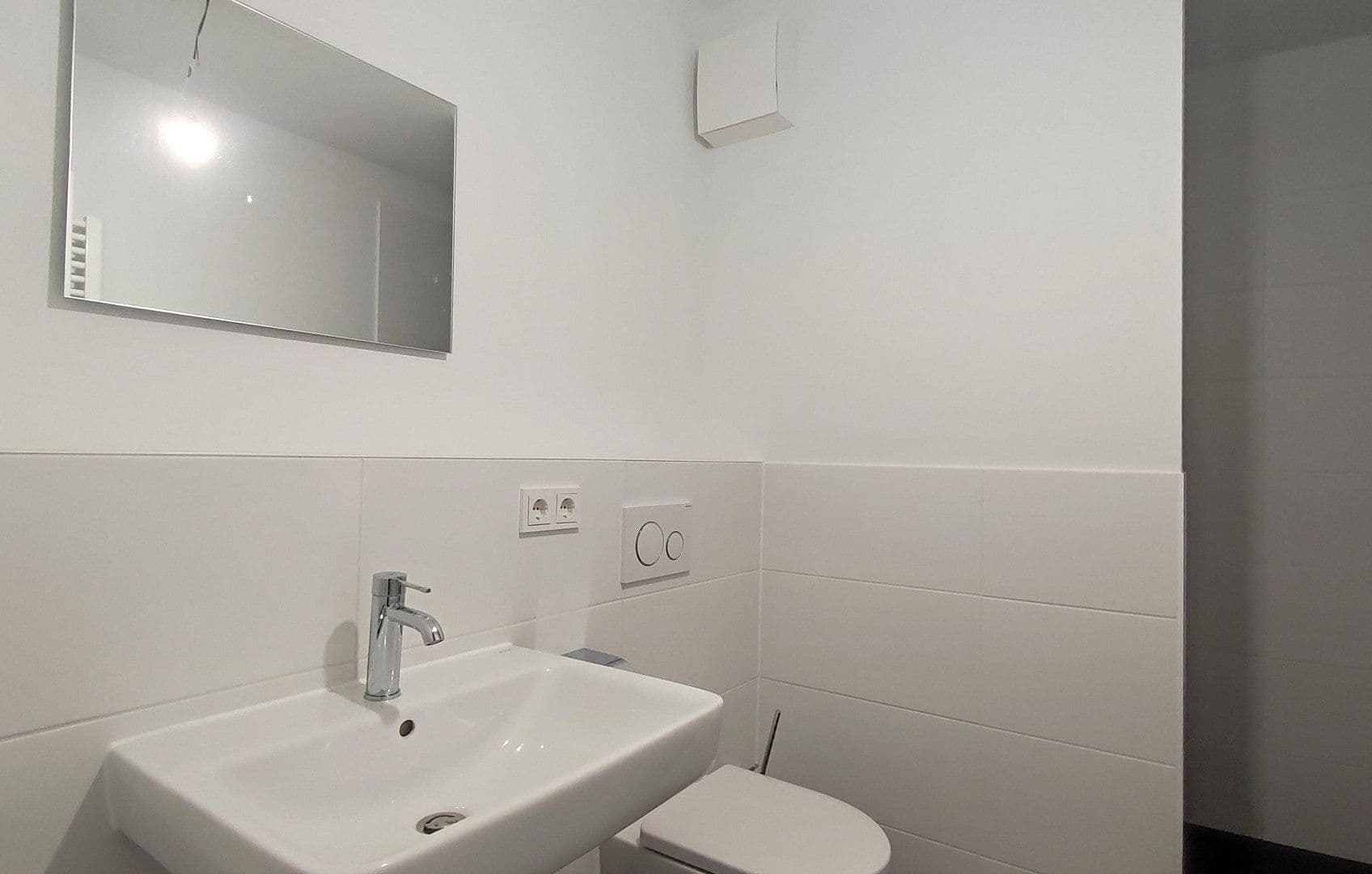 Pronájem bytu 1+1 35 m², Rembrandtstr. 21, Berlin, Berlín Pronájem bytu 1+1 35 m², Rembrandtstr. 21, Berlin, Berlín