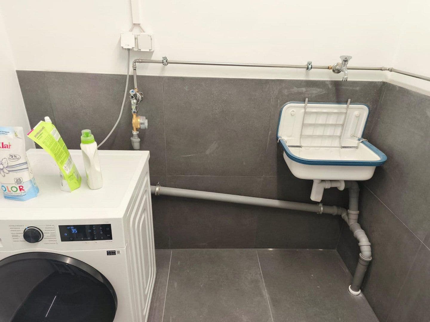 Pronájem bytu 2+kk 66 m², Herrenberg, Bádensko-Württembersko Pronájem bytu 2+kk 66 m², Herrenberg, Bádensko-Württembersko