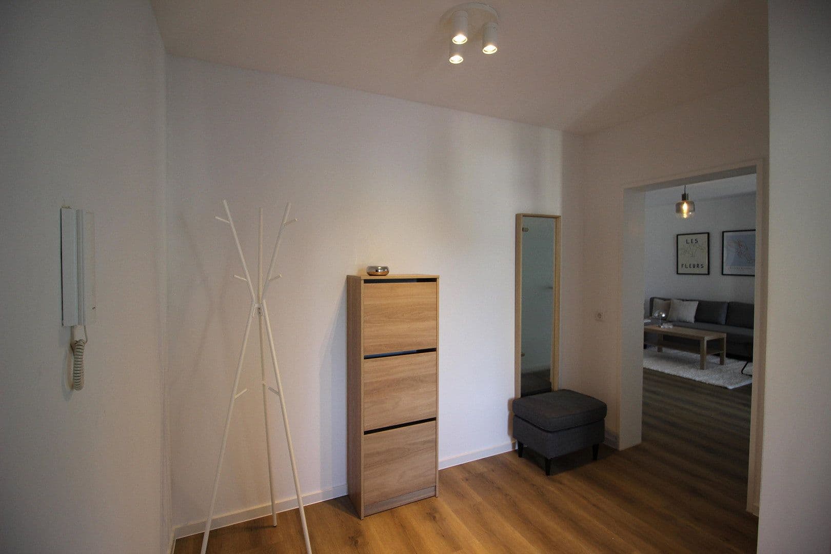 Pronájem bytu 2+1 62 m², Sportplatzstraße, Köln, Severní Porýní-Vestfálsko Pronájem bytu 2+1 62 m², Sportplatzstraße, Köln, Severní Porýní-Vestfálsko