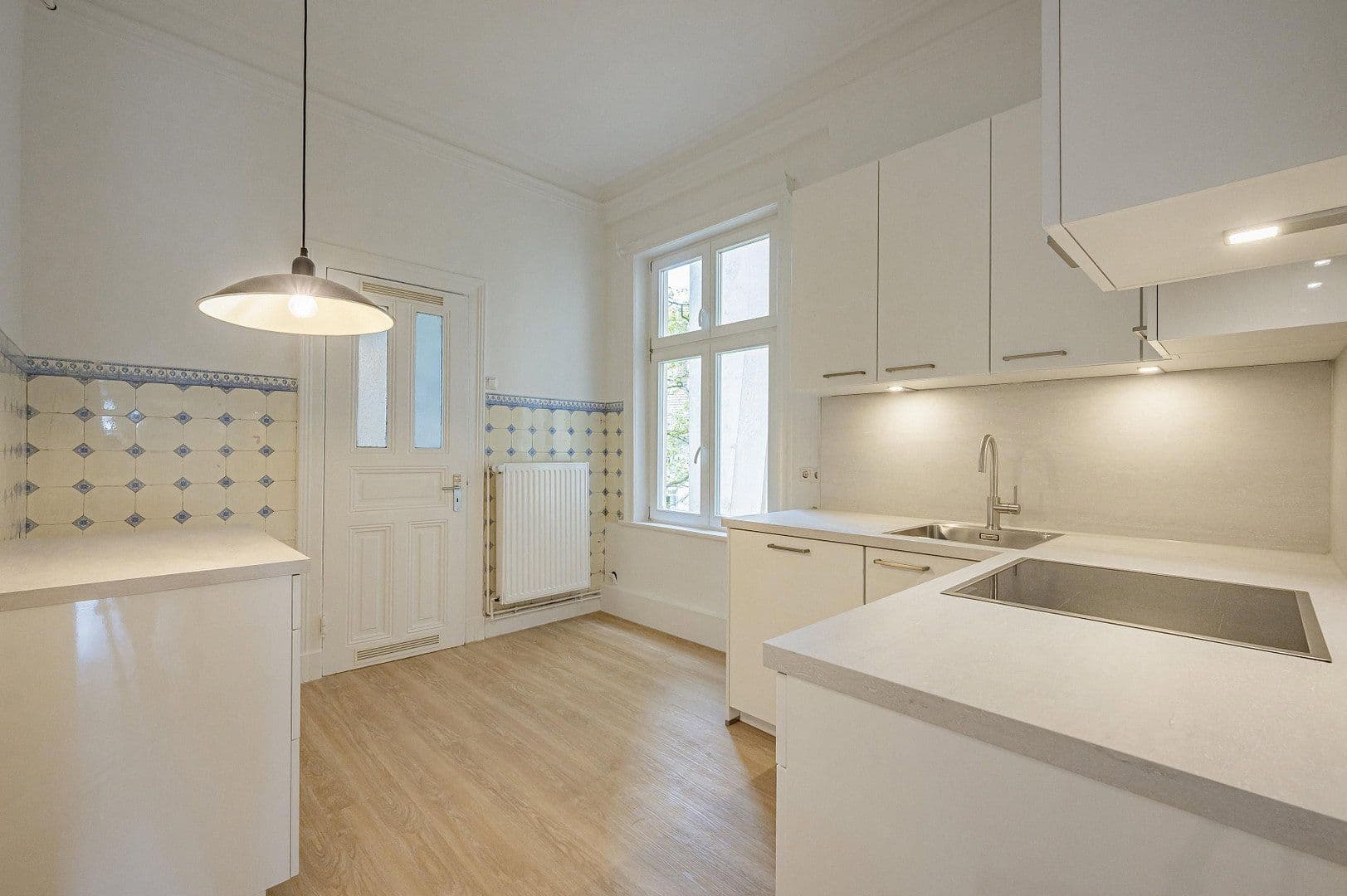 Prodej bytu 4+1 83 m², Hamburg, Hamburg Prodej bytu 4+1 83 m², Hamburg, Hamburg