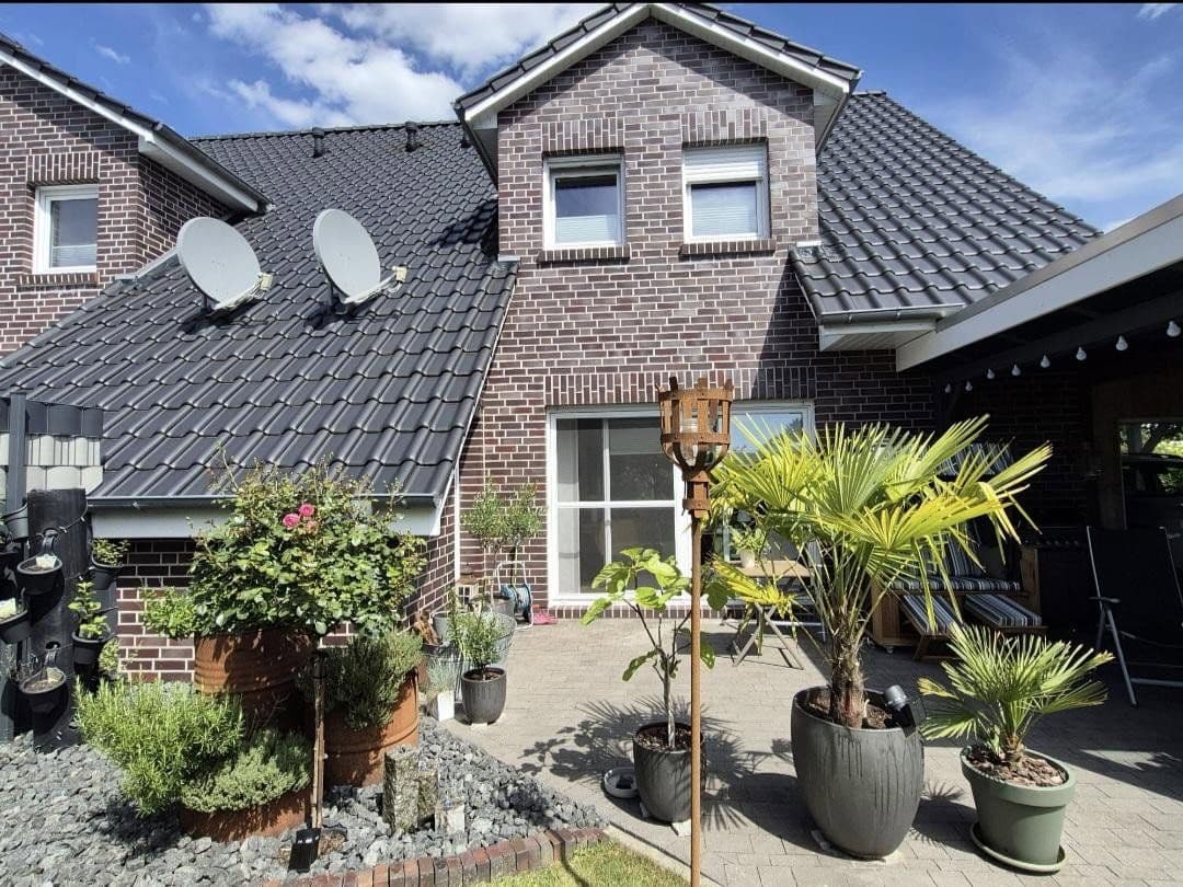 Prodej domu 122 m², pozemek 331 m², Aurich, Dolní Sasko Prodej domu 122 m², pozemek 331 m², Aurich, Dolní Sasko