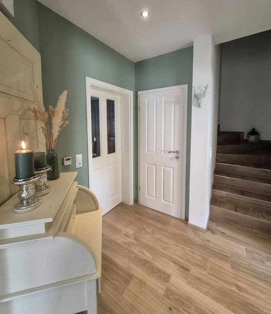 Prodej domu 122 m², pozemek 331 m², Aurich, Dolní Sasko Prodej domu 122 m², pozemek 331 m², Aurich, Dolní Sasko
