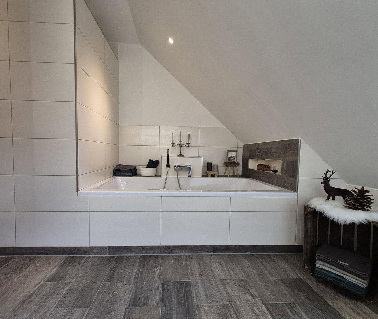Prodej domu 122 m², pozemek 331 m², Aurich, Dolní Sasko Prodej domu 122 m², pozemek 331 m², Aurich, Dolní Sasko