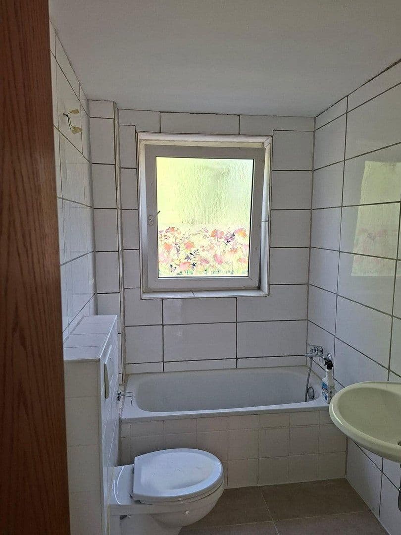 Pronájem bytu 4+1 90 m², Großkrotzenburg, Hessen Pronájem bytu 4+1 90 m², Großkrotzenburg, Hessen