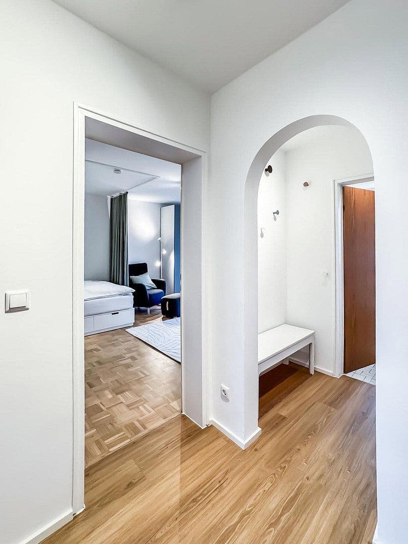 Pronájem bytu 1+1 39 m², Steinforststr. 38, Erlangen, Bavorsko Pronájem bytu 1+1 39 m², Steinforststr. 38, Erlangen, Bavorsko