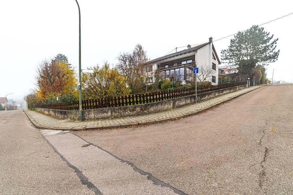 Prodej domu 195 m², pozemek 1.181 m², Au in der Hallertau, Bavorsko Prodej domu 195 m², pozemek 1.181 m², Au in der Hallertau, Bavorsko