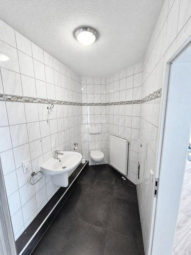 Pronájem bytu 3+1 71 m², Bielefeld, Severní Porýní-Vestfálsko Pronájem bytu 3+1 71 m², Bielefeld, Severní Porýní-Vestfálsko