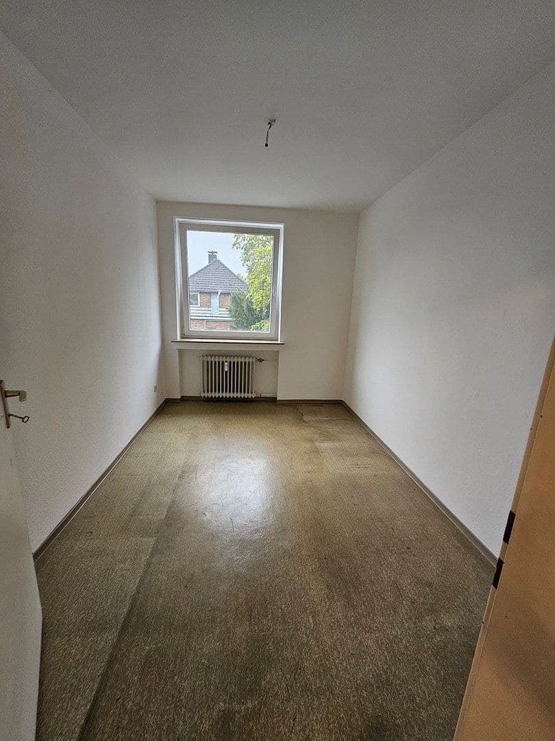 Pronájem bytu 4+1 100 m², Oststraße 4, Hilden, Severní Porýní-Vestfálsko Pronájem bytu 4+1 100 m², Oststraße 4, Hilden, Severní Porýní-Vestfálsko