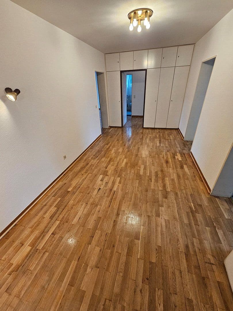 Pronájem bytu 4+1 100 m², Oststraße 4, Hilden, Severní Porýní-Vestfálsko Pronájem bytu 4+1 100 m², Oststraße 4, Hilden, Severní Porýní-Vestfálsko