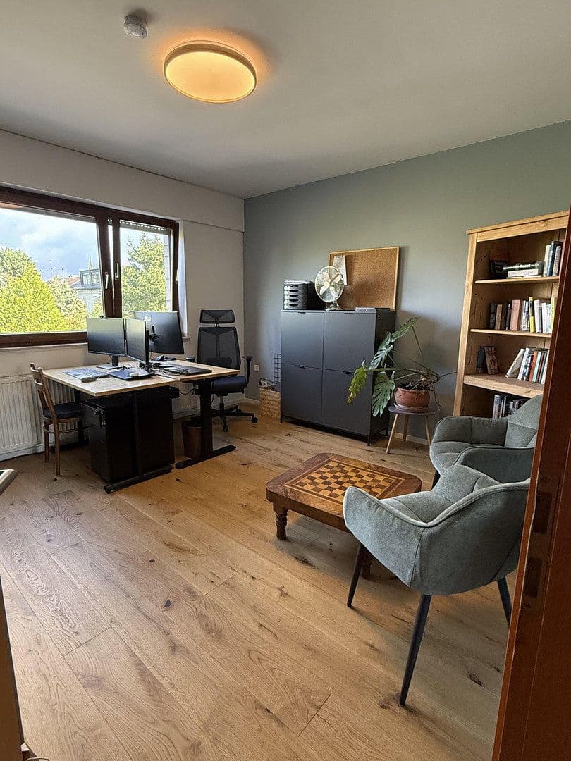 Pronájem bytu 3+kk 100 m², Köln, Severní Porýní-Vestfálsko Pronájem bytu 3+kk 100 m², Köln, Severní Porýní-Vestfálsko