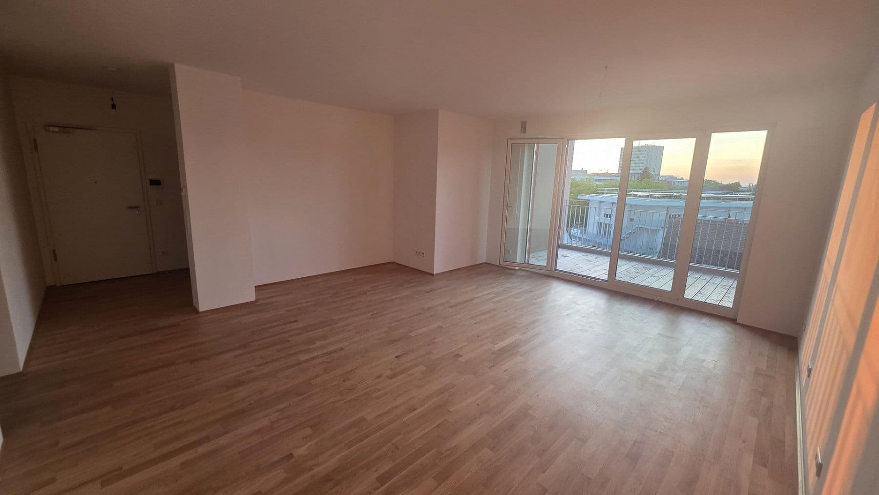 Pronájem bytu 3+1 81 m², Eschollbrücker Str. 10, Darmstadt, Hessen Pronájem bytu 3+1 81 m², Eschollbrücker Str. 10, Darmstadt, Hessen