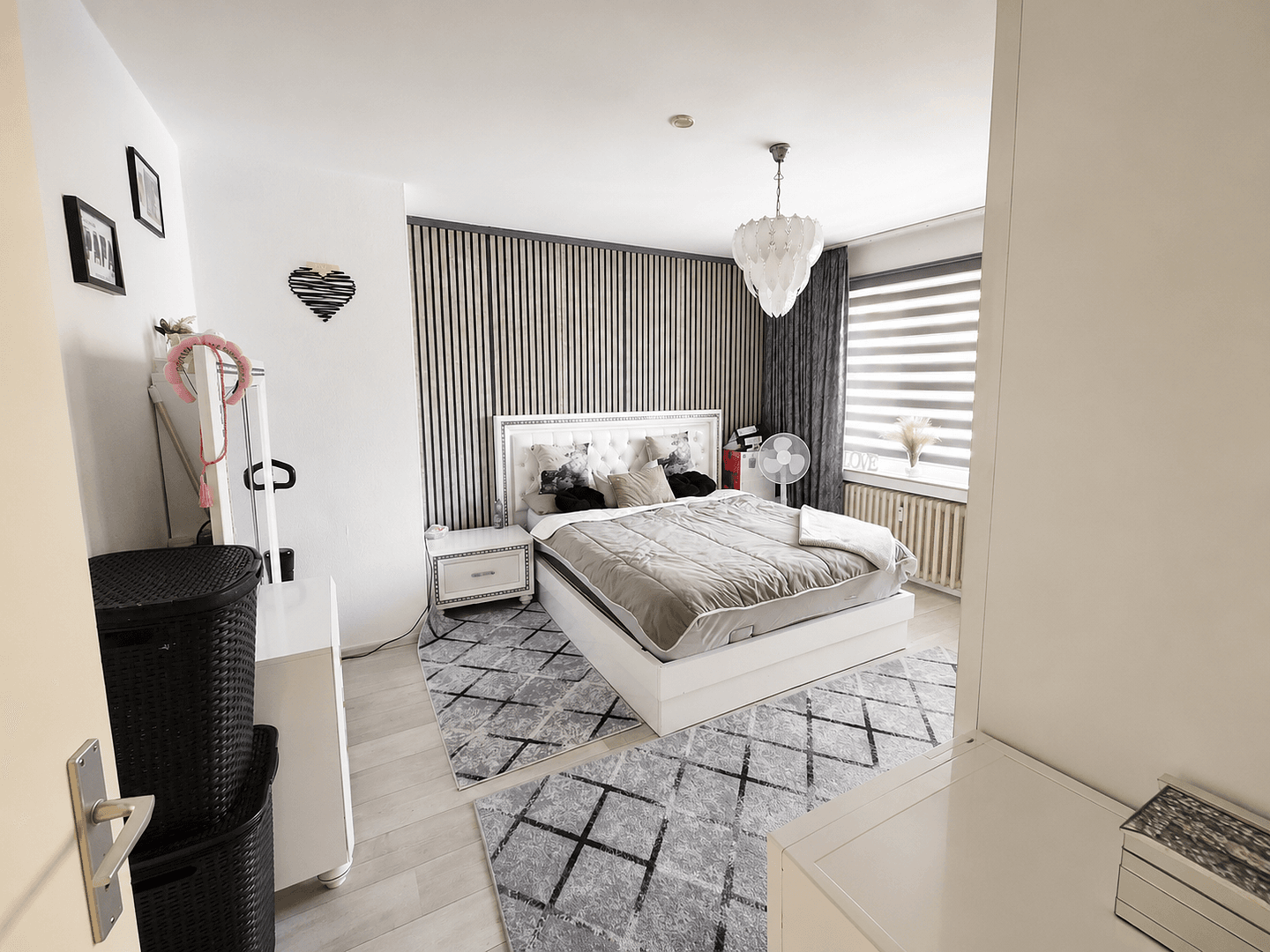 Pronájem bytu 3+1 80 m², Essen, Severní Porýní-Vestfálsko Pronájem bytu 3+1 80 m², Essen, Severní Porýní-Vestfálsko