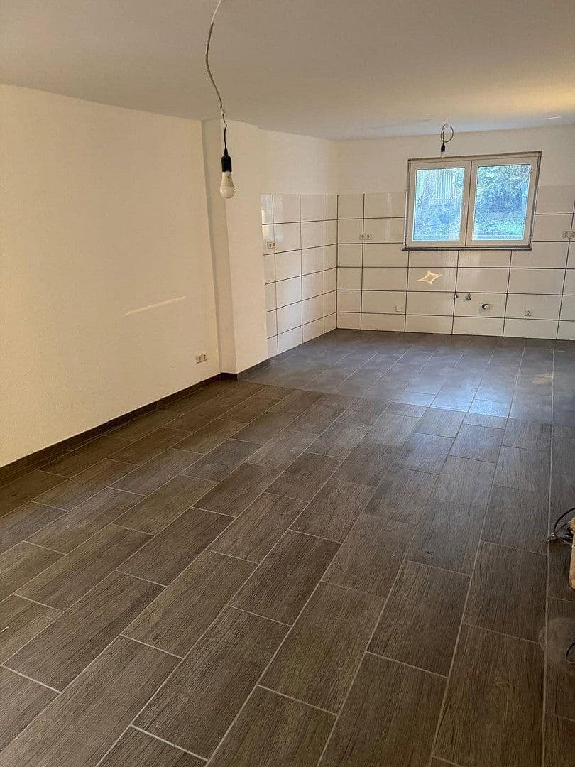 Pronájem bytu 2+1 50 m², Marktstrasse 45, Püttlingen, Země Sársko Pronájem bytu 2+1 50 m², Marktstrasse 45, Püttlingen, Země Sársko