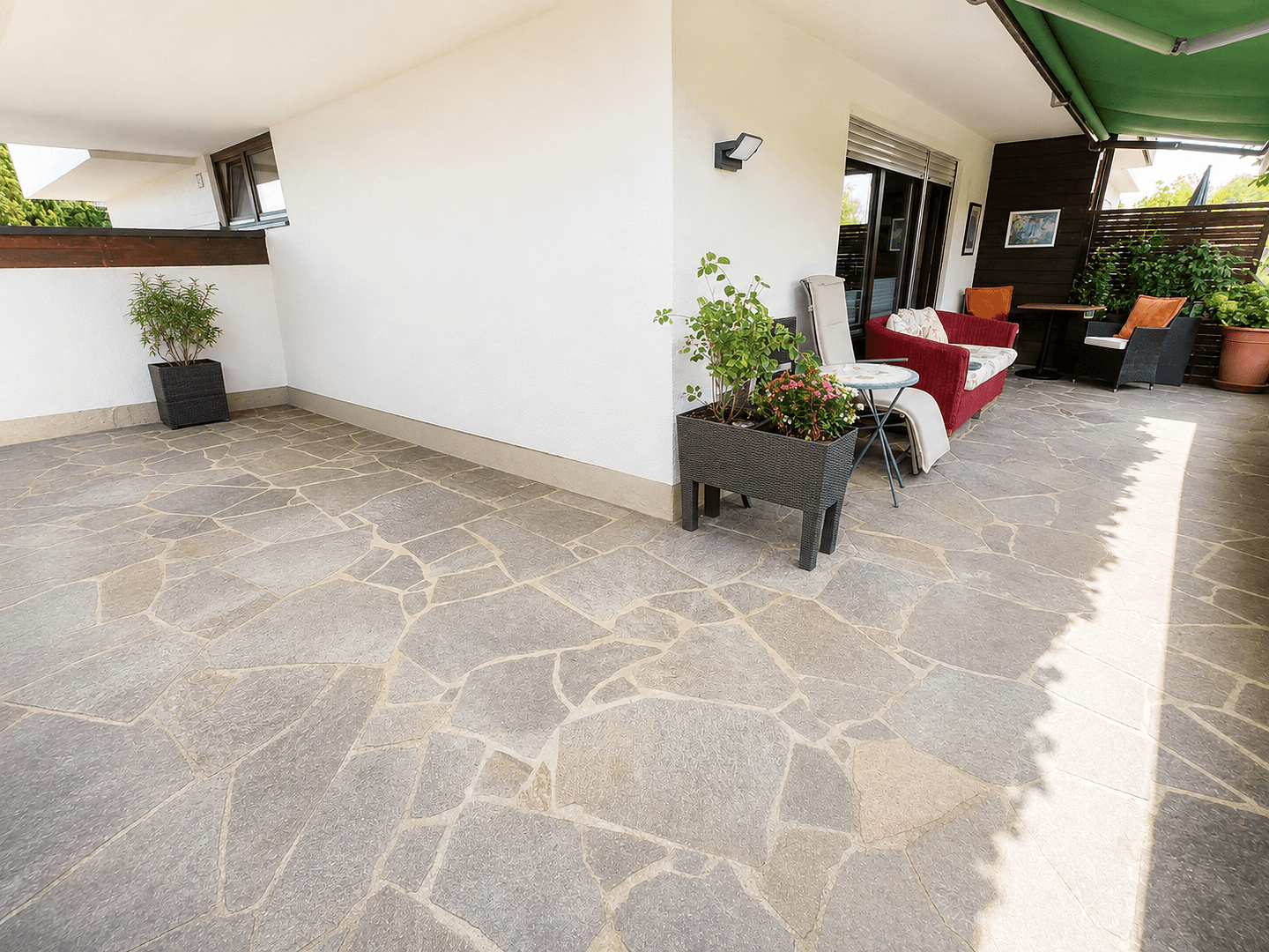 Prodej bytu 2+1 61 m², Ulmenweg 1, Stephanskirchen, Bavorsko Prodej bytu 2+1 61 m², Ulmenweg 1, Stephanskirchen, Bavorsko