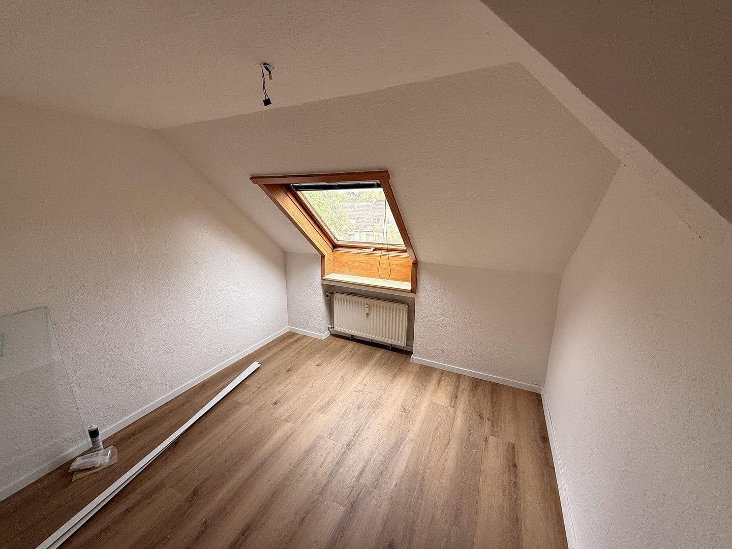 Pronájem bytu 3+1 96 m², Ruhrallee 26, Essen, Severní Porýní-Vestfálsko Pronájem bytu 3+1 96 m², Ruhrallee 26, Essen, Severní Porýní-Vestfálsko