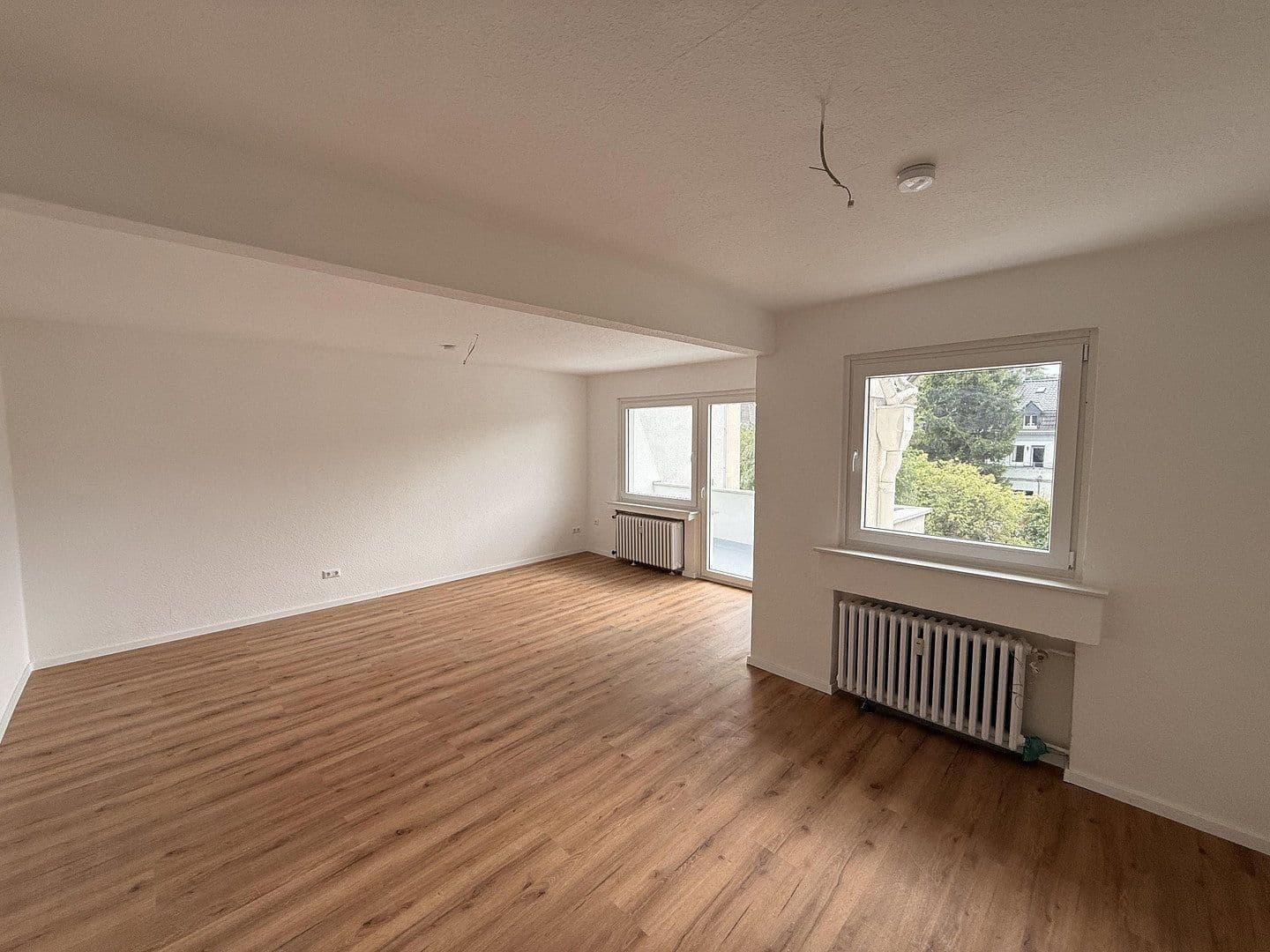 Pronájem bytu 3+1 96 m², Ruhrallee 26, Essen, Severní Porýní-Vestfálsko Pronájem bytu 3+1 96 m², Ruhrallee 26, Essen, Severní Porýní-Vestfálsko
