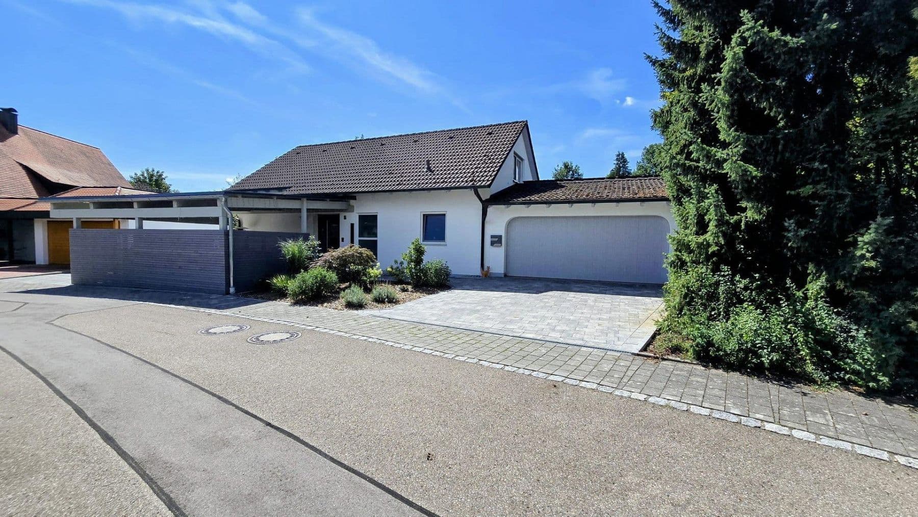 Prodej domu 153 m², pozemek 2.190 m², Wittislingen, Bavorsko Prodej domu 153 m², pozemek 2.190 m², Wittislingen, Bavorsko