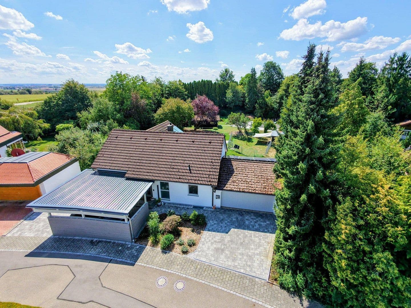 Prodej domu 153 m², pozemek 2.190 m², Wittislingen, Bavorsko Prodej domu 153 m², pozemek 2.190 m², Wittislingen, Bavorsko