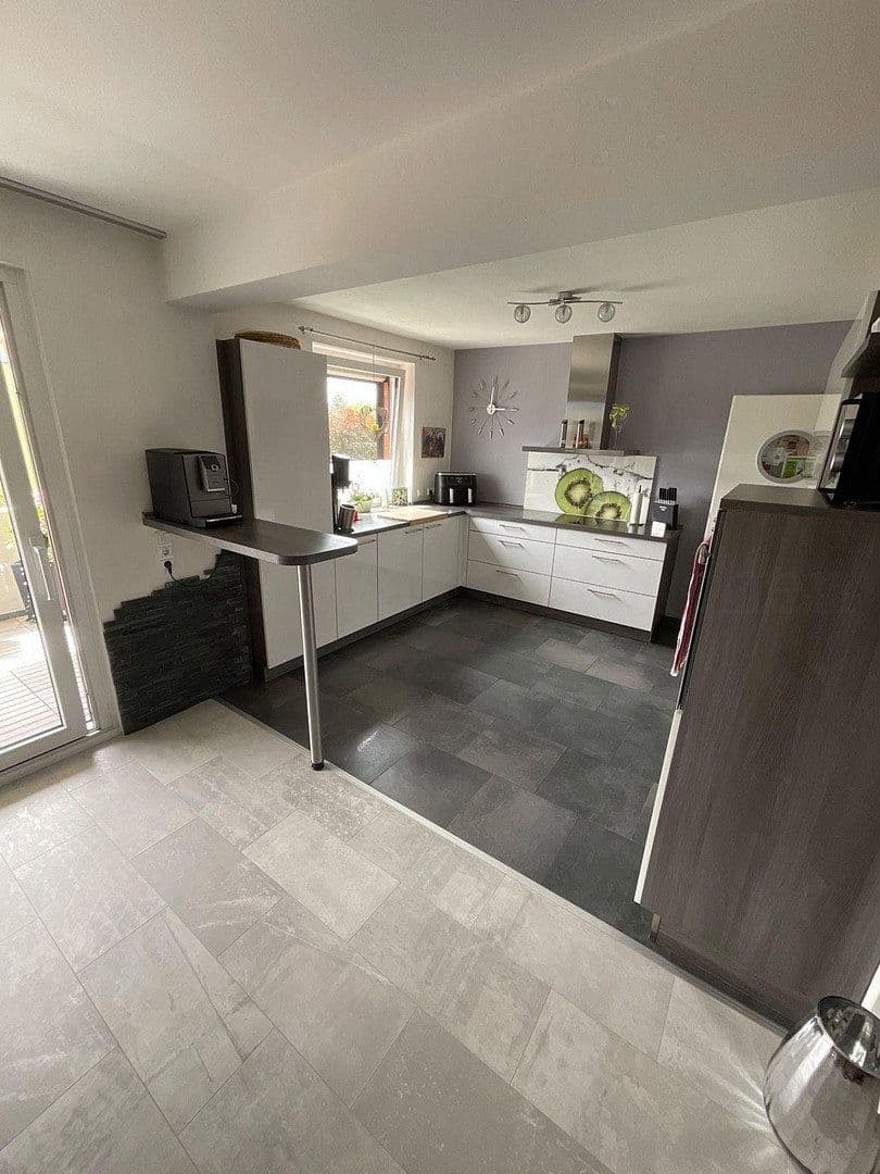 Prodej bytu 3+1 89 m², Heinrich-Gossen Str. 3, Düren, Severní Porýní-Vestfálsko Prodej bytu 3+1 89 m², Heinrich-Gossen Str. 3, Düren, Severní Porýní-Vestfálsko